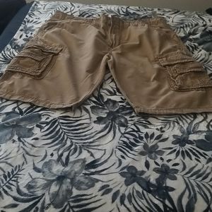 Union bay mens  Khaki Brown cargo shorts long